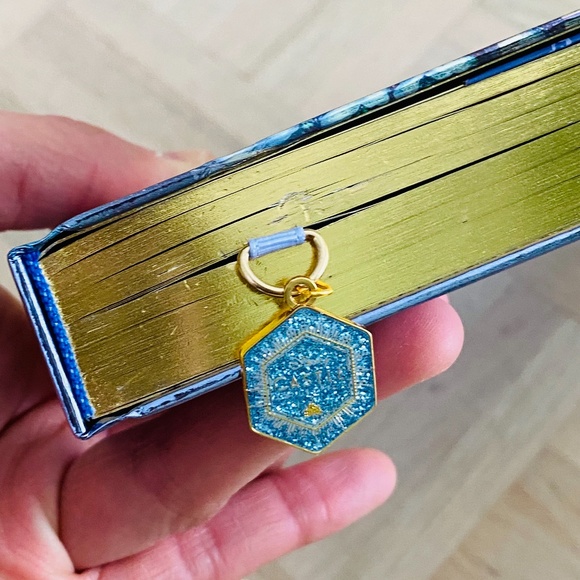 Disney Store - Castle Collection Journal - Beauty and the Beast, Belle's Castle - Picture 2 of 2